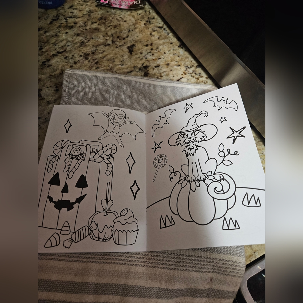 Coloring Book #26 - Picture 7 of 9